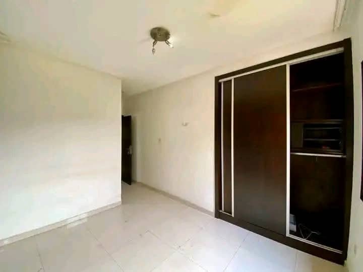 Appartement à louer à Centre-ville, Brazzaville — photo 9