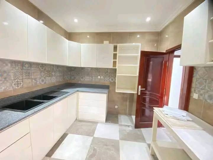Appartement à louer à Centre-ville, Brazzaville — photo 16