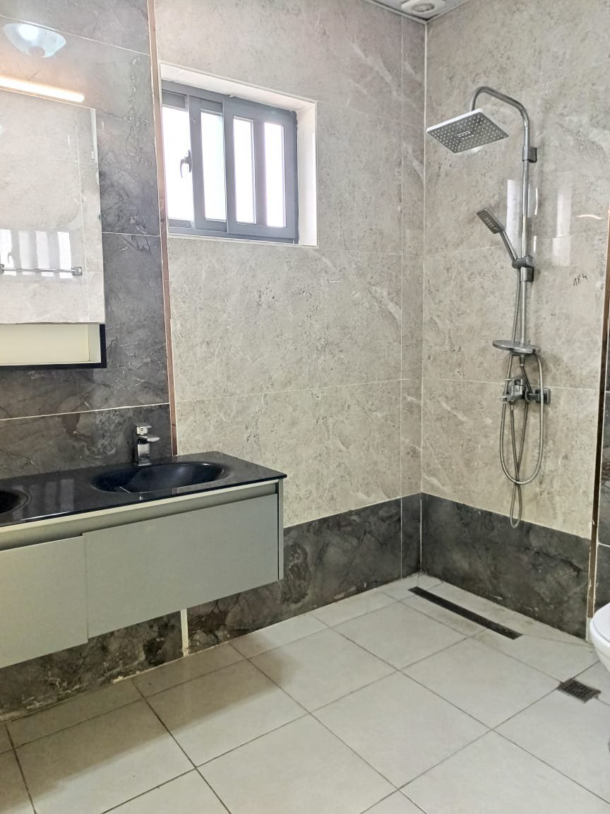 Appartement à louer à Centre-ville, Brazzaville — photo 5