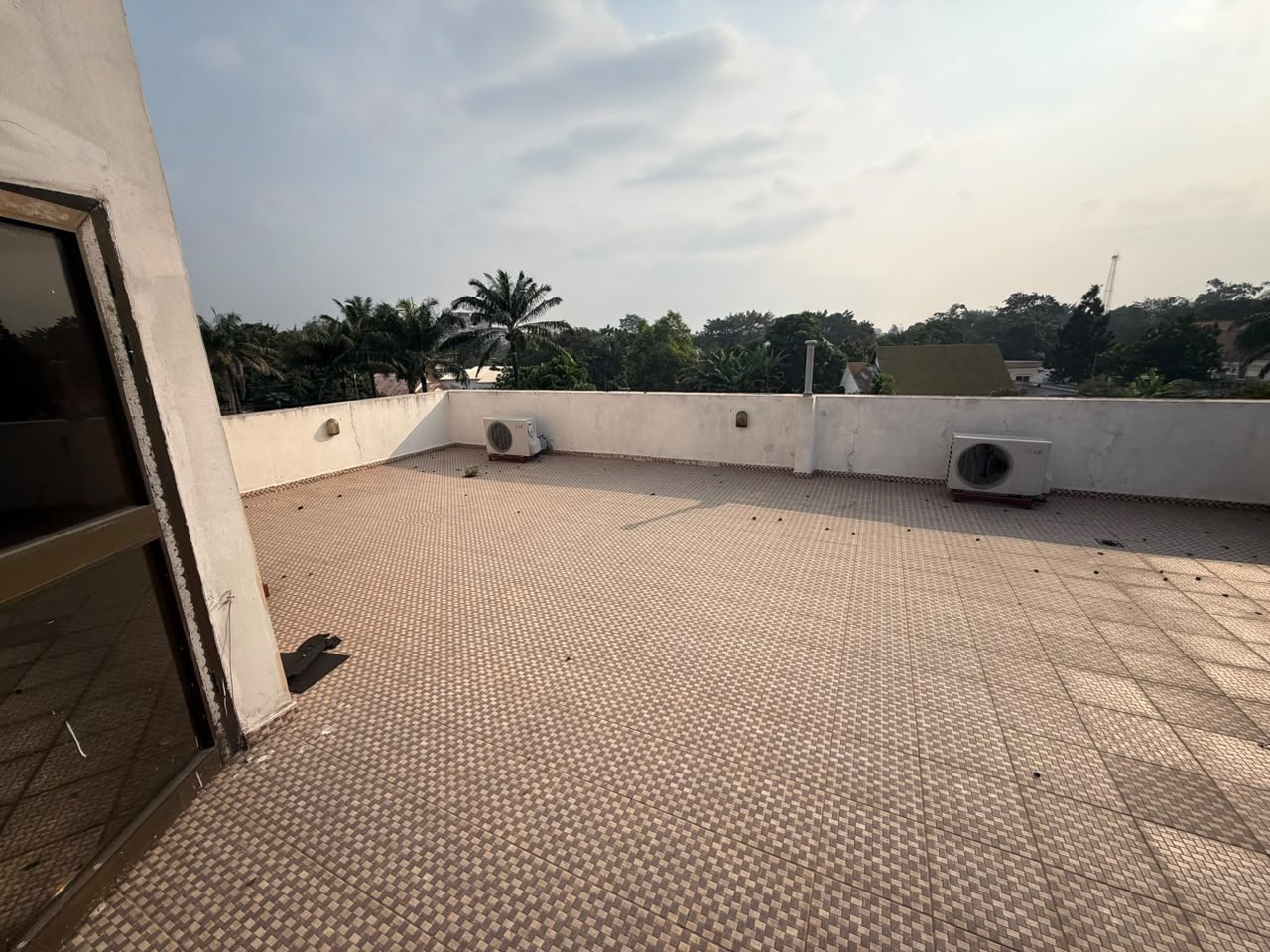 Villa à louer à Centre-ville, Brazzaville — photo 11