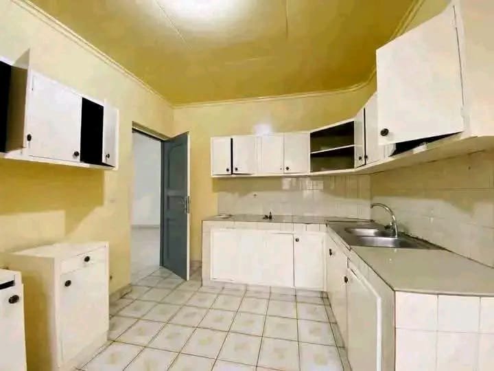 Villa à louer, Brazzaville — photo 5