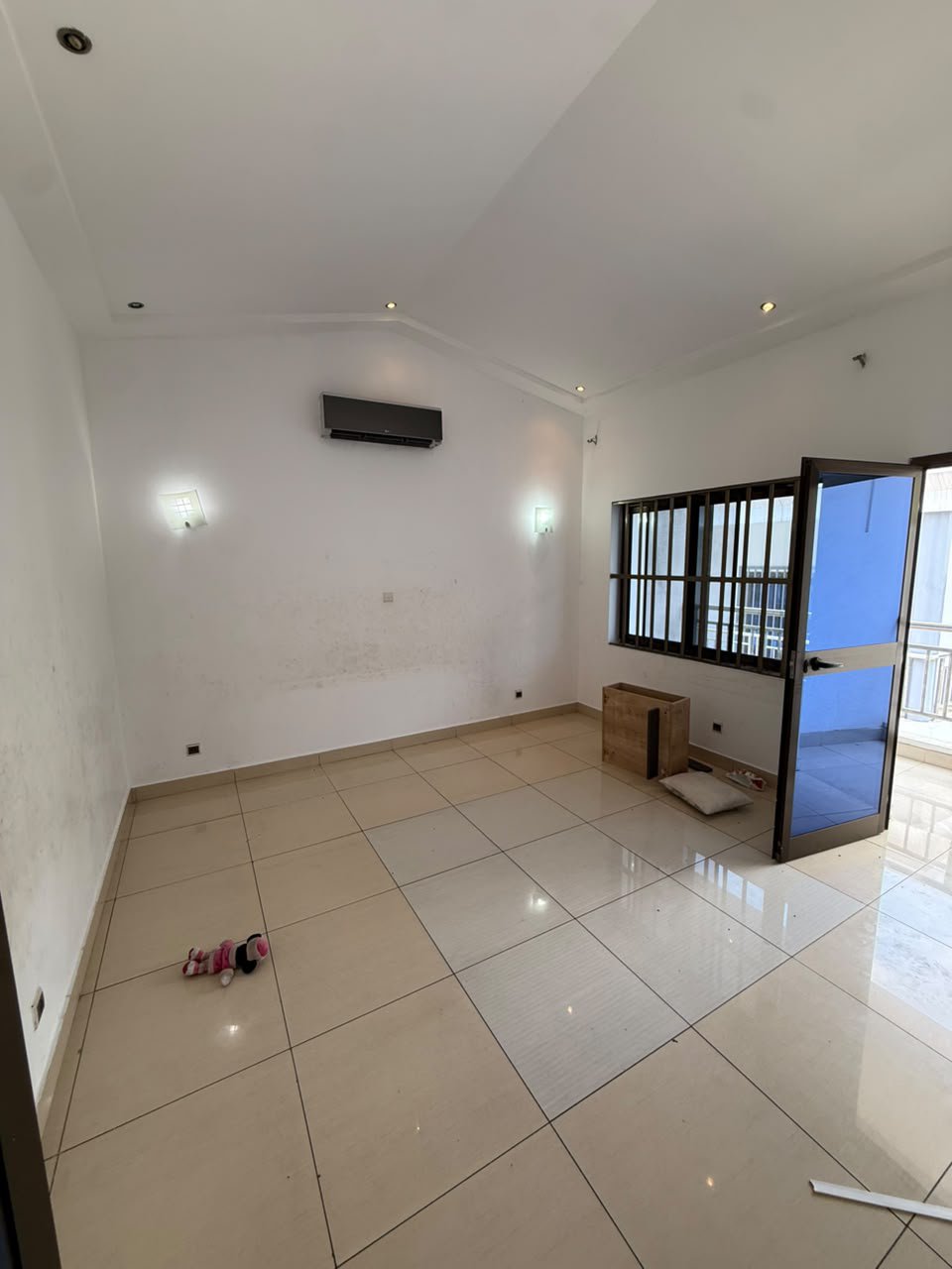 Villa à louer à Centre-ville, Brazzaville — photo 4