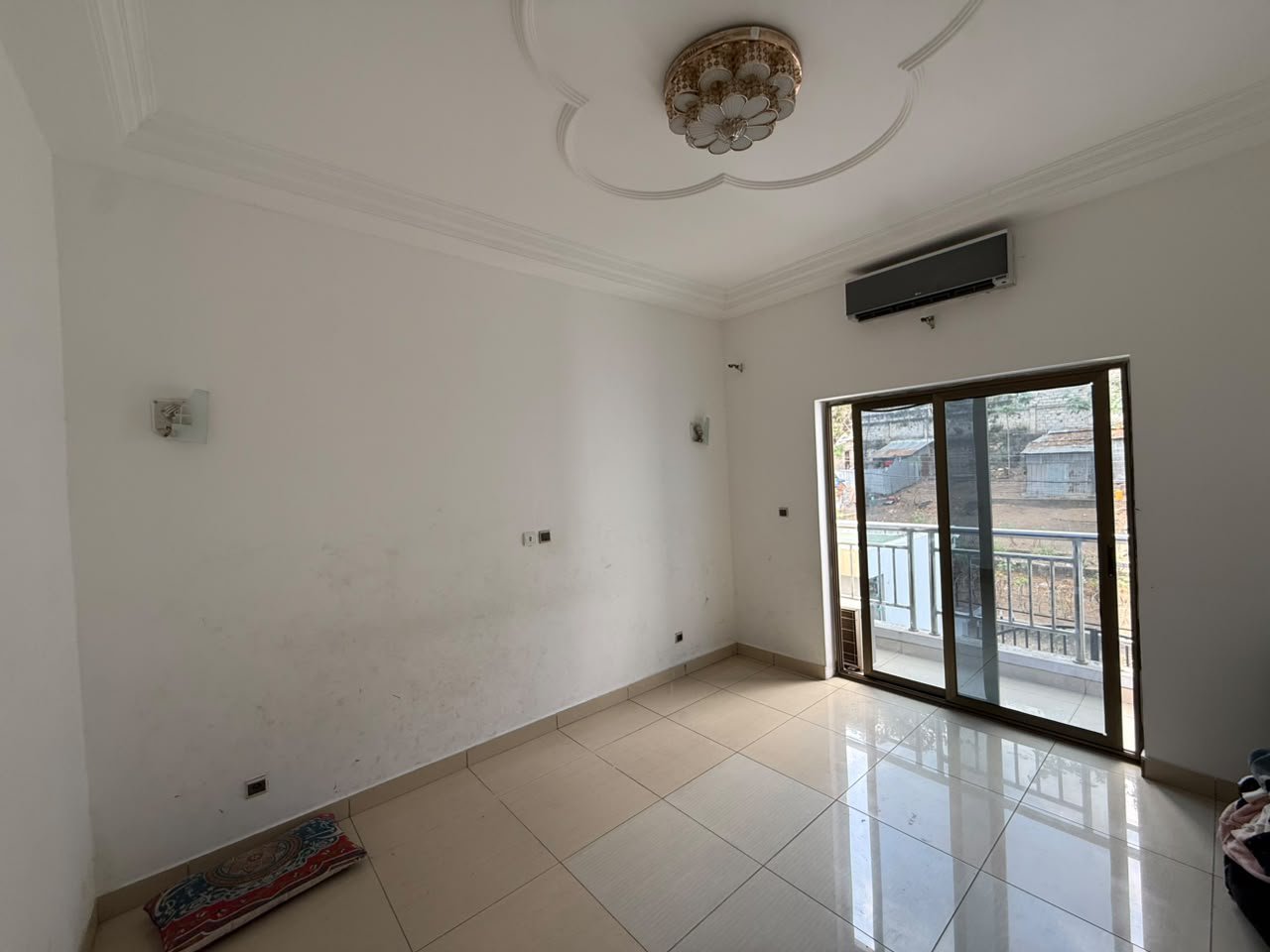 Villa à louer à Centre-ville, Brazzaville — photo 5