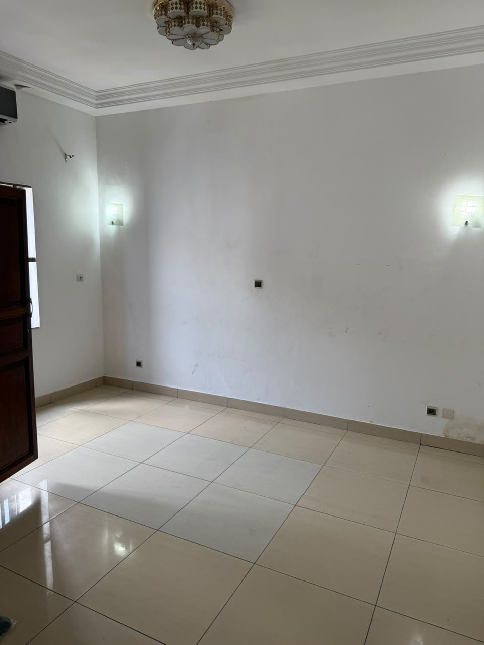 Villa à louer à Centre-ville, Brazzaville — photo 6