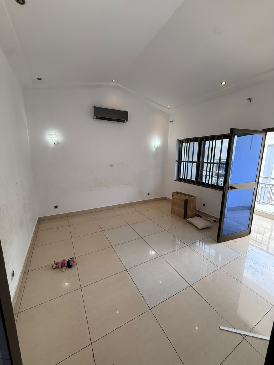 Villa à louer à Centre-ville, Brazzaville — photo 11