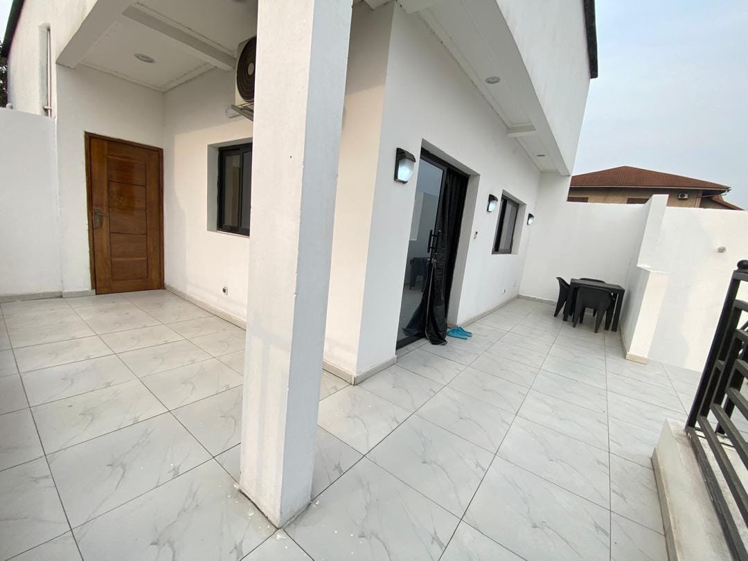 Appartement à louer à Mpila, Brazzaville — photo 1