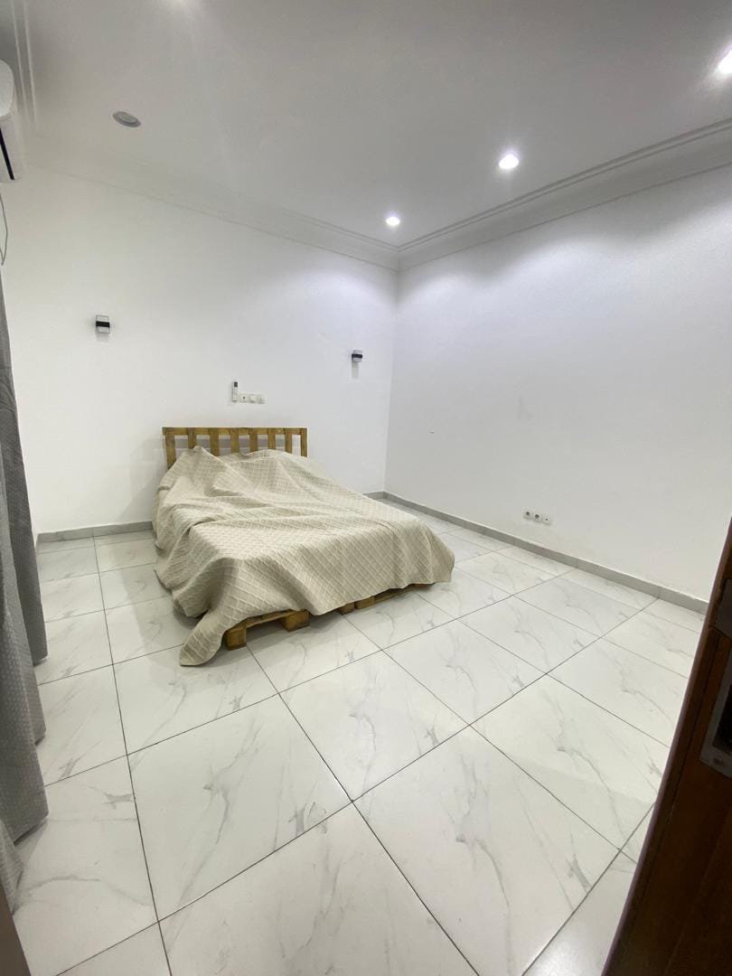 Appartement à louer à Mpila, Brazzaville — photo 3