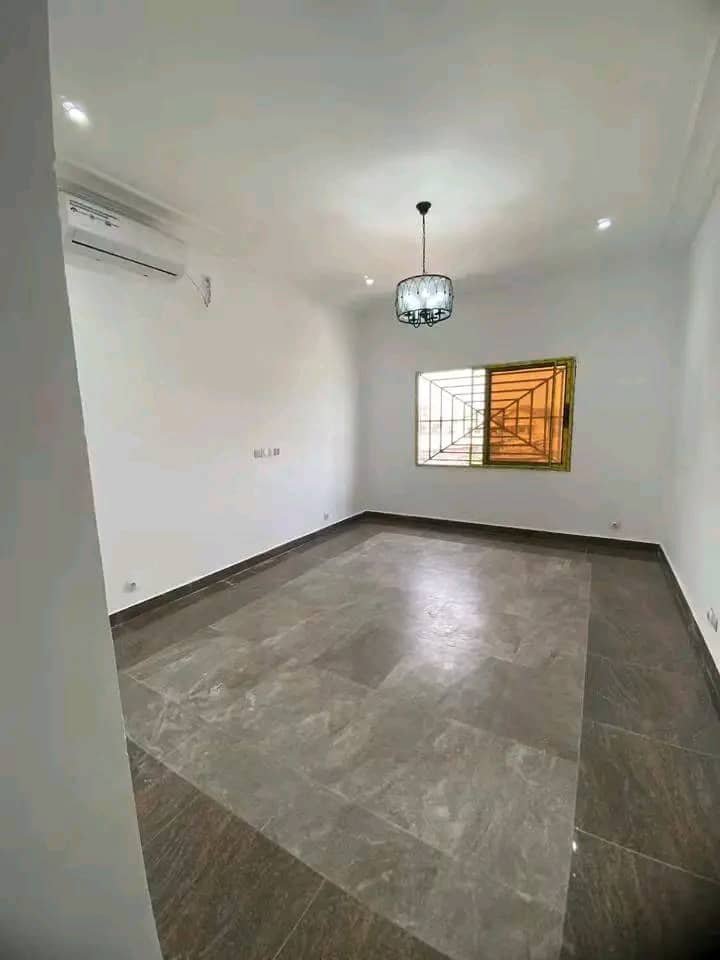 Appartement à louer à Plateau des 15 ans, Brazzaville — photo 14