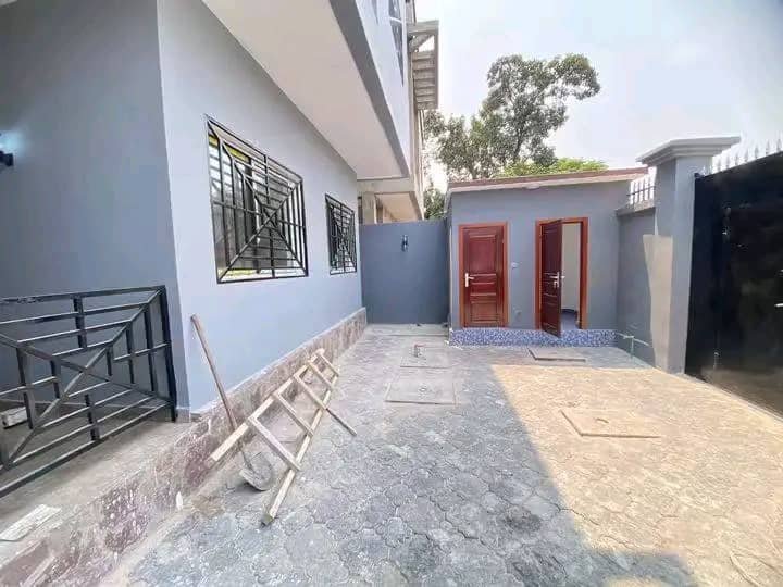 Appartement à louer à Plateau des 15 ans, Brazzaville — photo 18