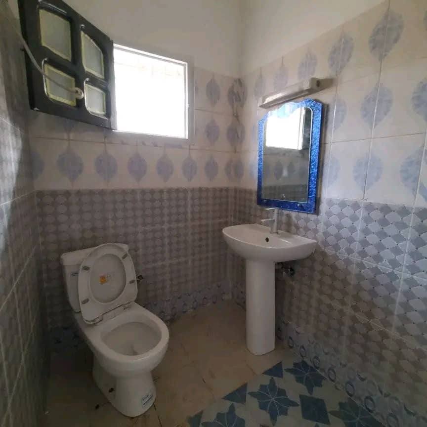 Maison à louer à Moungali, Brazzaville — photo 9