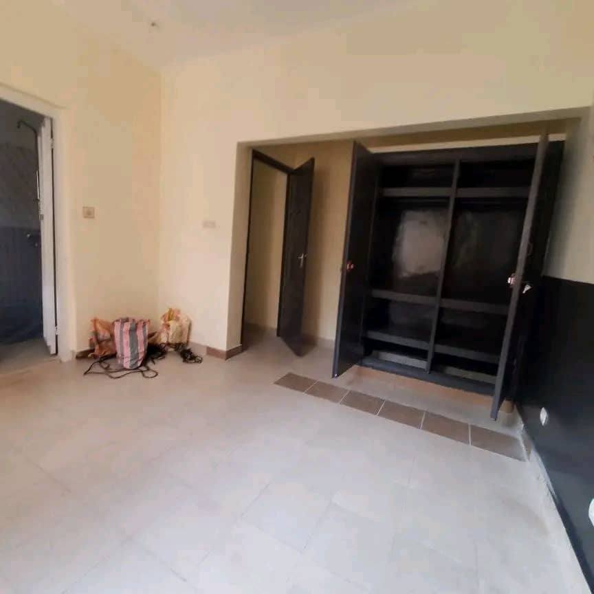 Maison à louer à Moungali, Brazzaville — photo 10